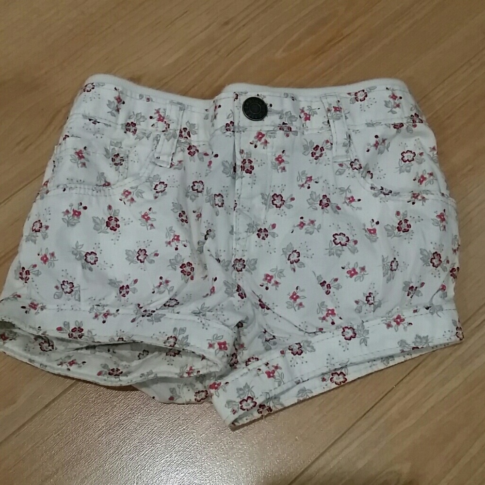 Baby girl shorts